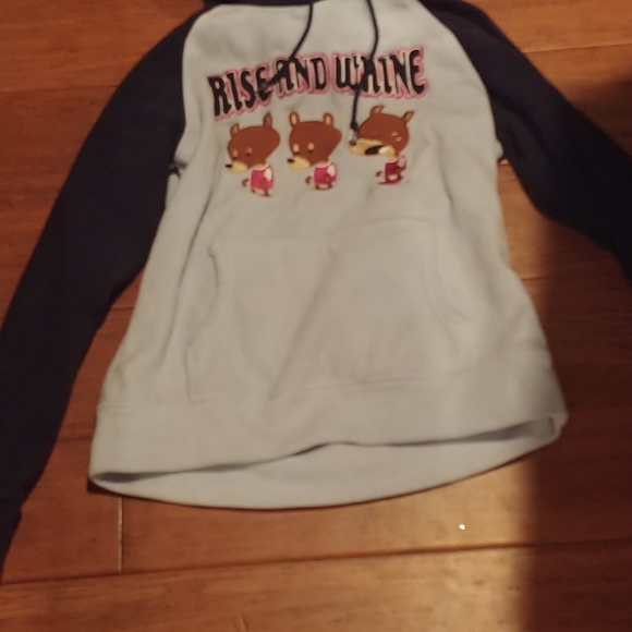 HUGE WOMAN CLOTHING LOT - Picture 6 of 8